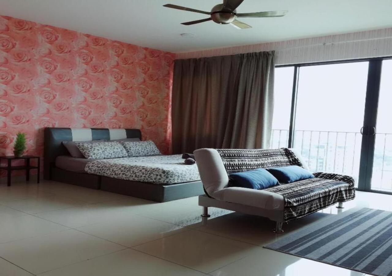 Peanut Butter Homestay #Trefoil Setia City Setia Alam Luaran gambar